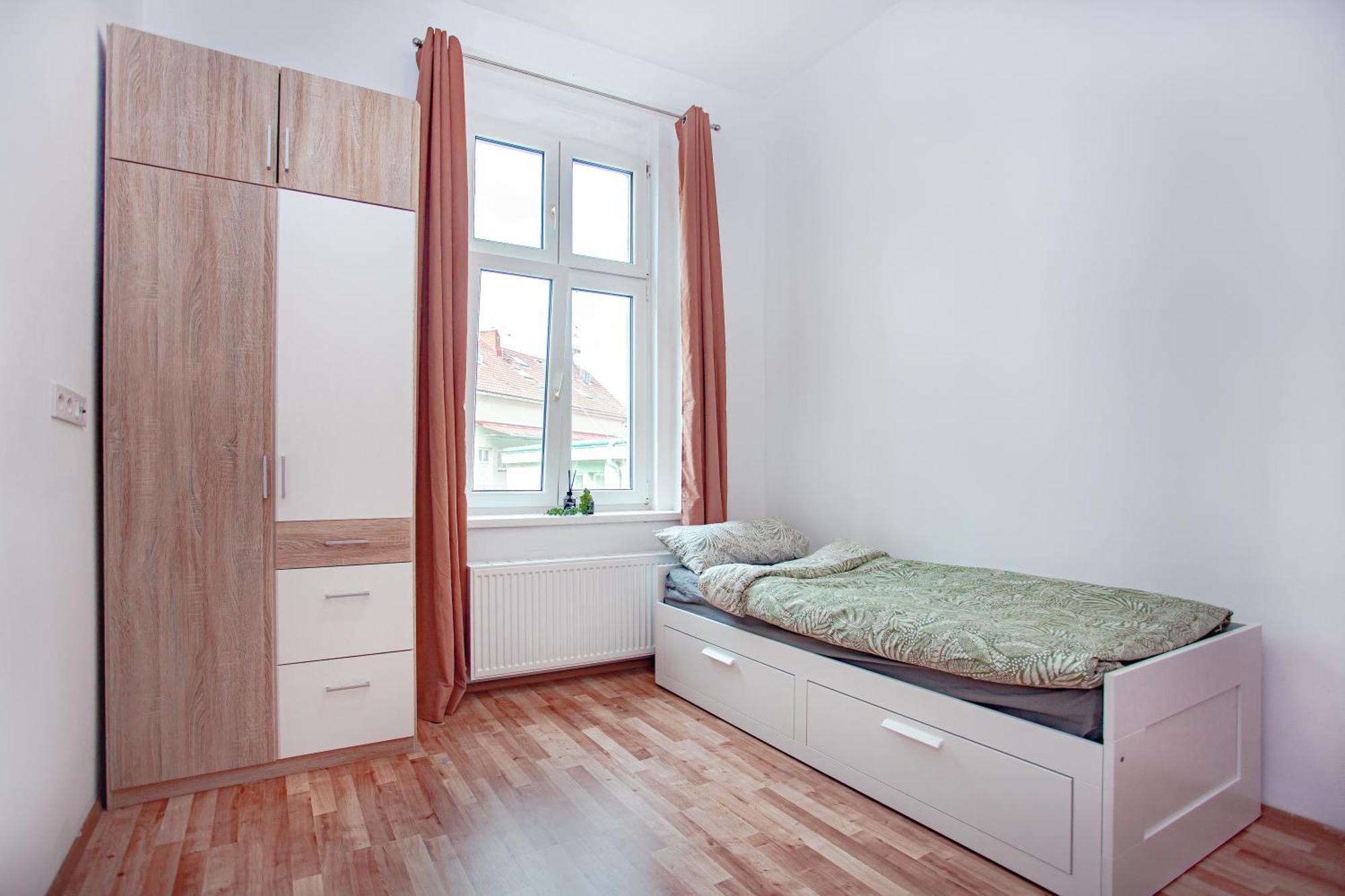 Elegance Apartments Прага Экстерьер фото